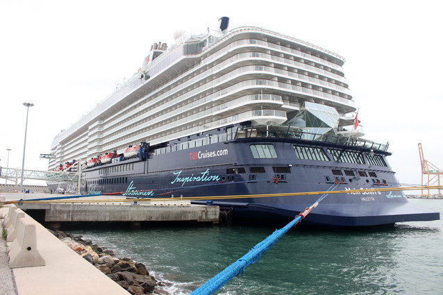Malaga Mein Schiff 6 web